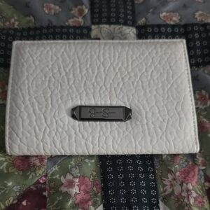 Jessica Simpson Textured White Wallet